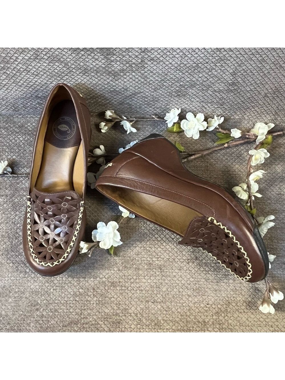 Nurture Gardner Women’s Brown Leather Wedge Loafers Comfort Heels 6.5 M EUC